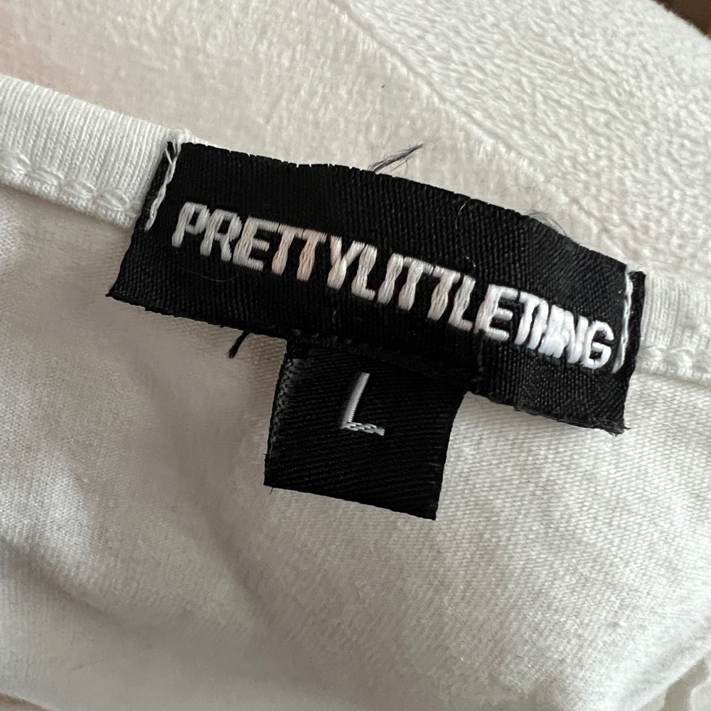 PrettyLittleThing Tee - Picture 5 of 6